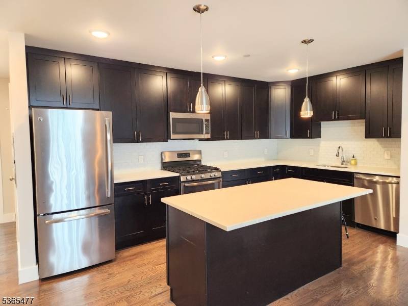 Bloomfield Twp., NJ 07003,59 Willet St #14