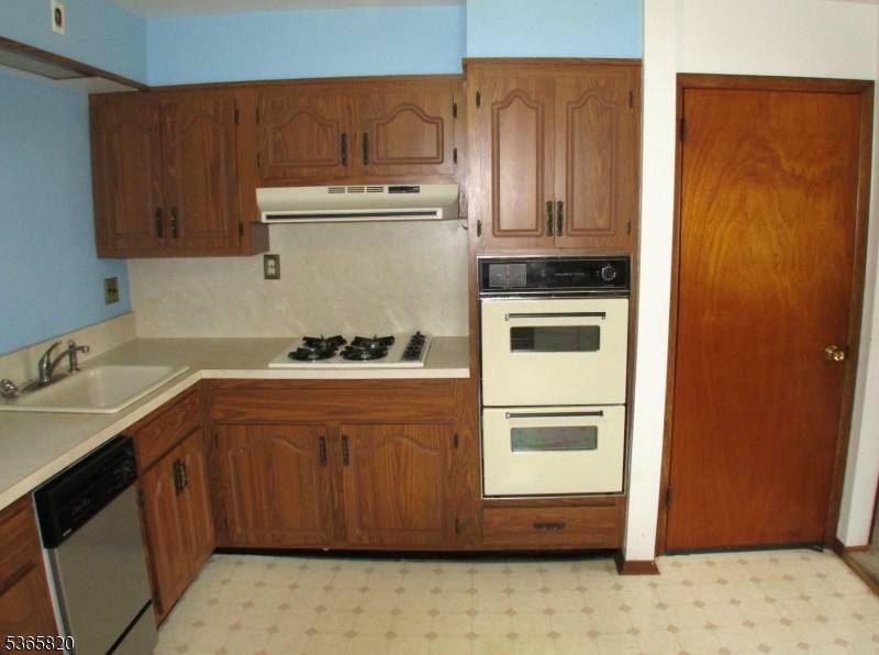 Union Twp., NJ 07083,668 Lehigh Ave