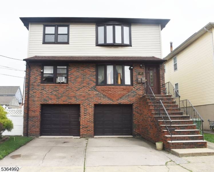 615 McCandless Pl, Linden City, NJ 07036