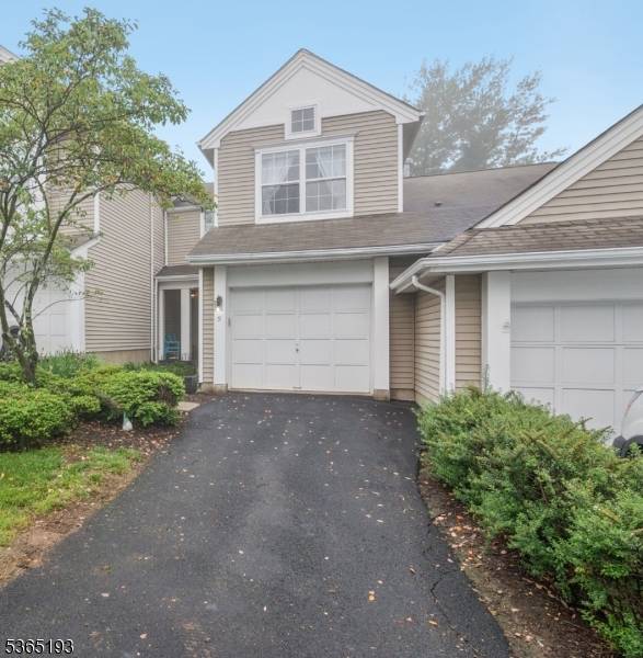 9 Mahogany Way, Randolph Twp., NJ 07869