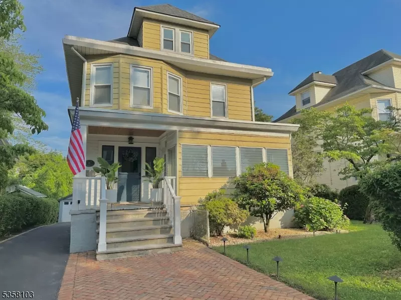 Montclair Twp., NJ 07042,35 Cloverhill Pl