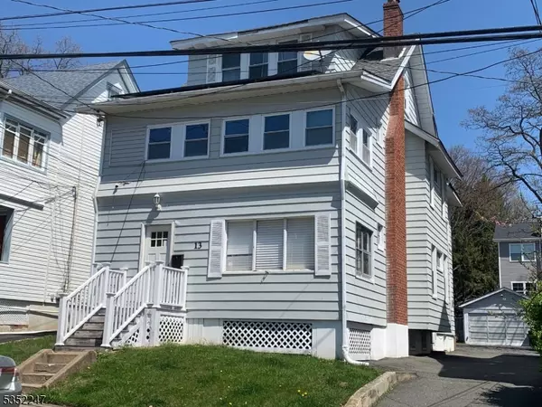 13 Boyden Pkwy, Maplewood Twp., NJ 07040