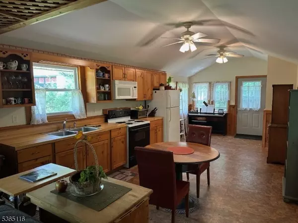 Rockaway Twp., NJ 07866,903A Green Pond Rd