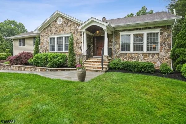 New Providence Boro, NJ 07974,27 Wesley Ct