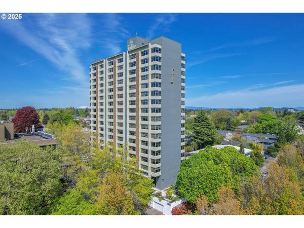 1220 NE 17TH AVE #12B, Portland, OR 97232