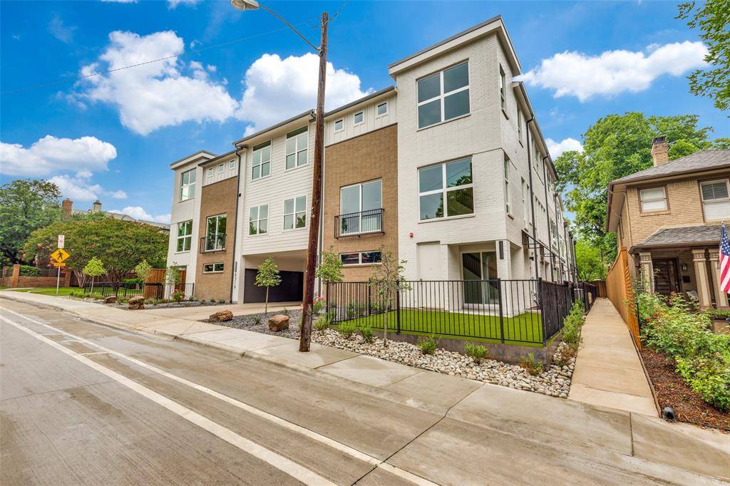 Dallas, TX 75214,6319 Richmond Avenue #112