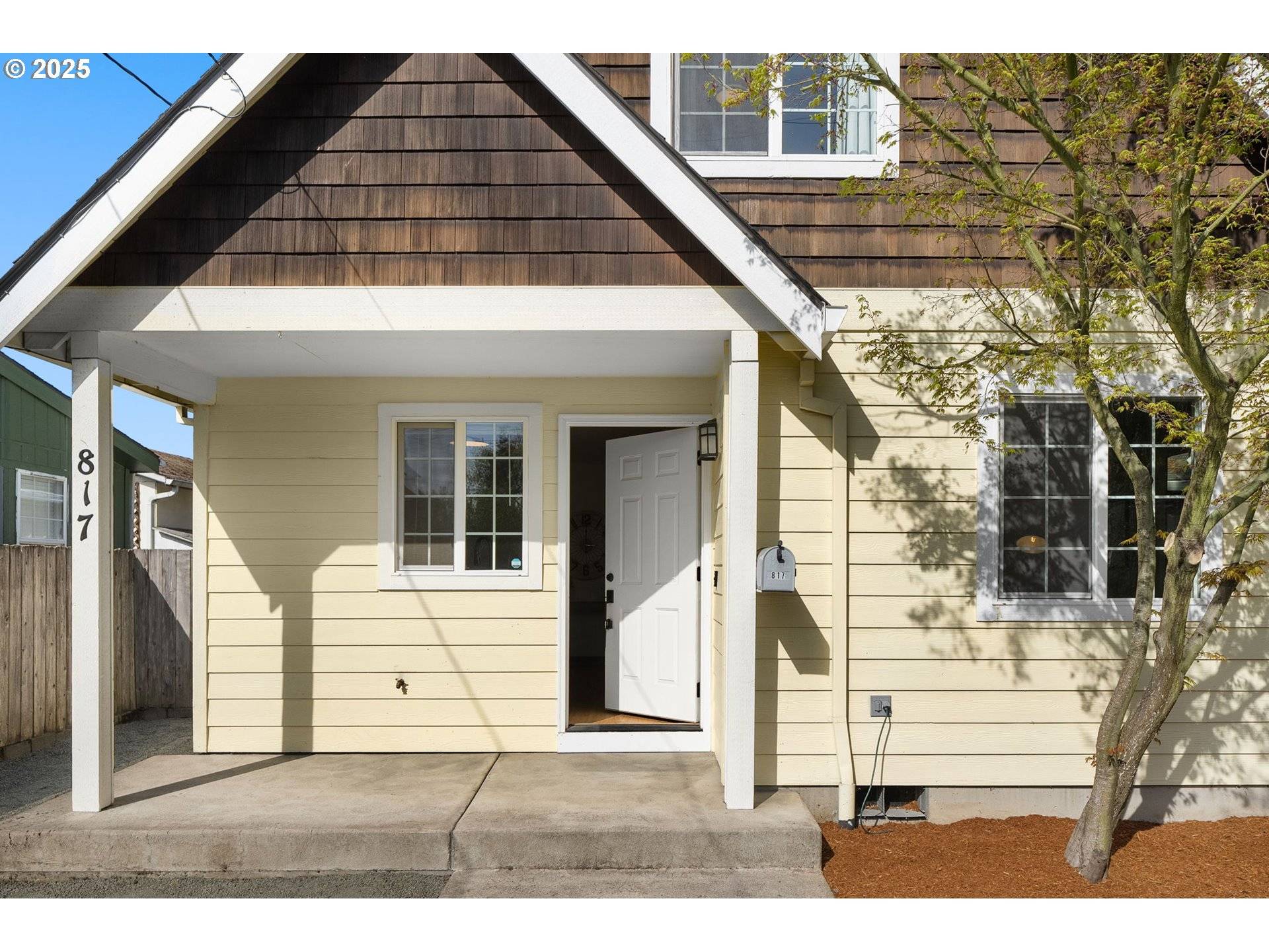 Newberg, OR 97132,817 S RIVER ST