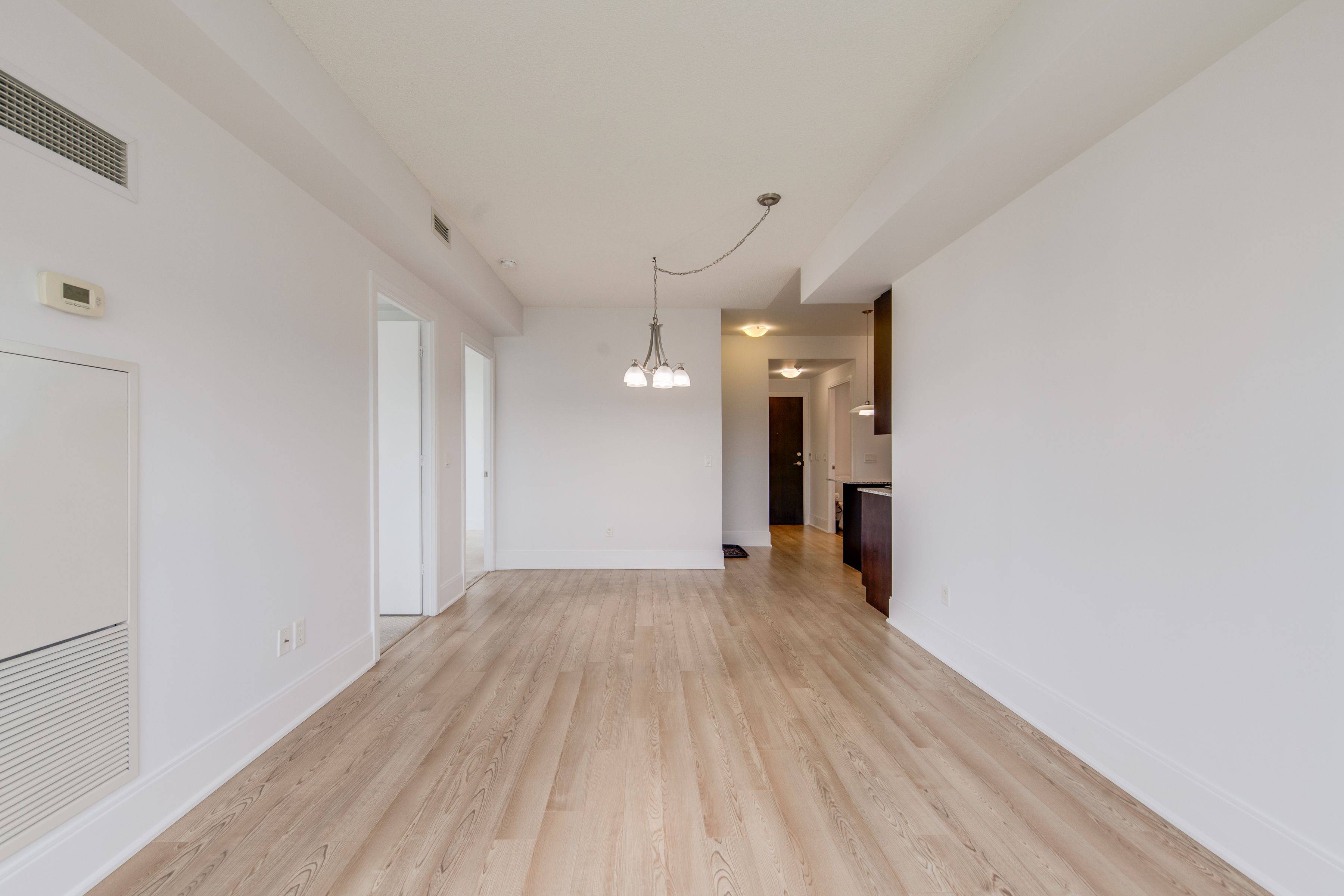 Toronto C13, ON M3C 0C6,181 Wynford DR #1209