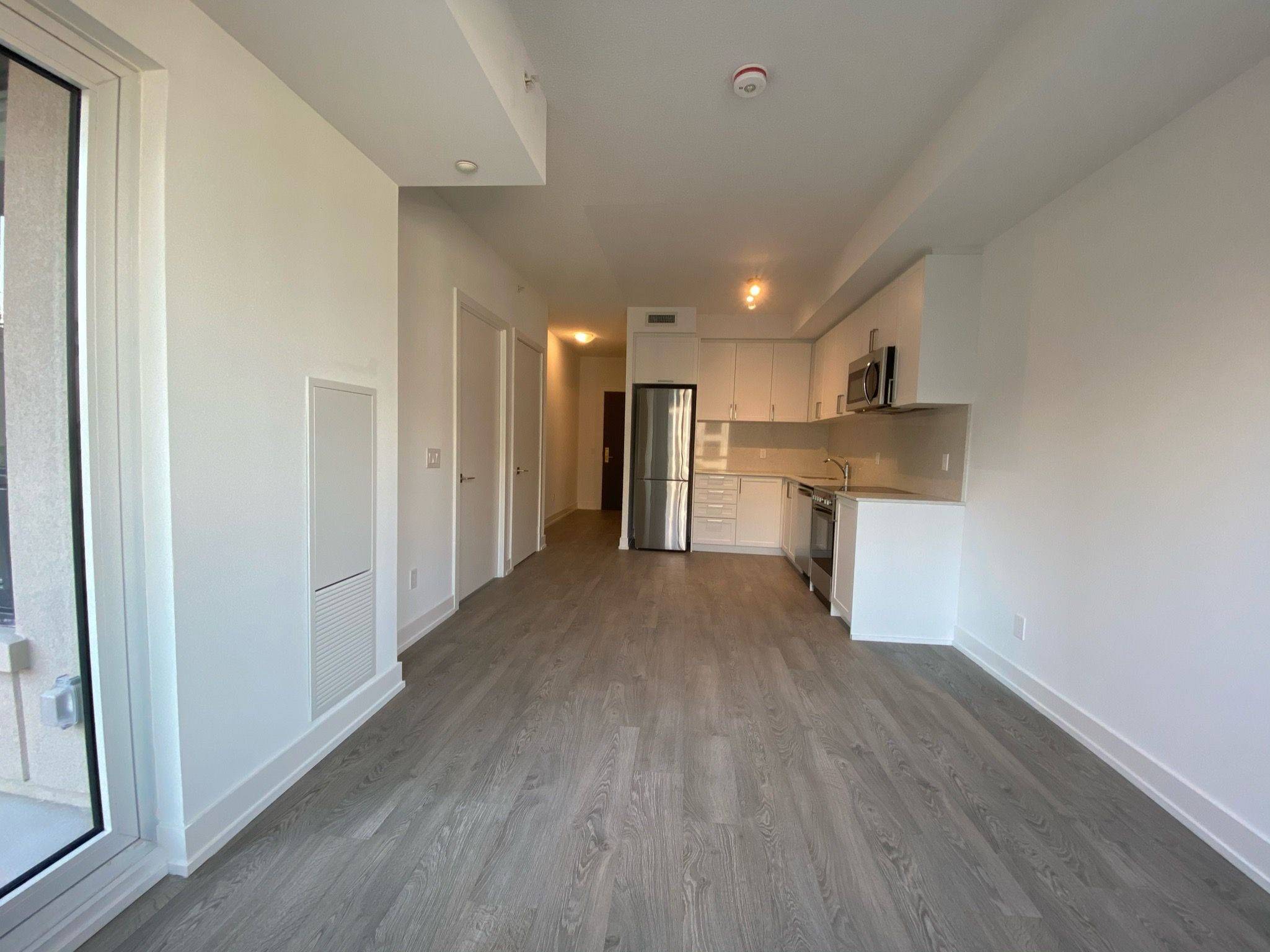 Markham, ON L3R 8G9,268 Buchanan DR #635W