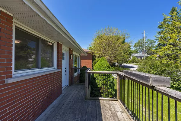 Kingston, ON K7K 2G2,20 Guy ST
