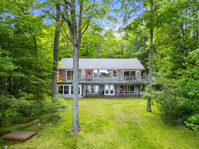 Lake Of Bays, ON P0B 1E0,1137 Dickie Lake RD N