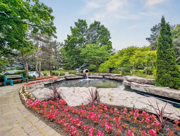 Toronto E05, ON M1W 3X8,175 bamburgh CIR #707