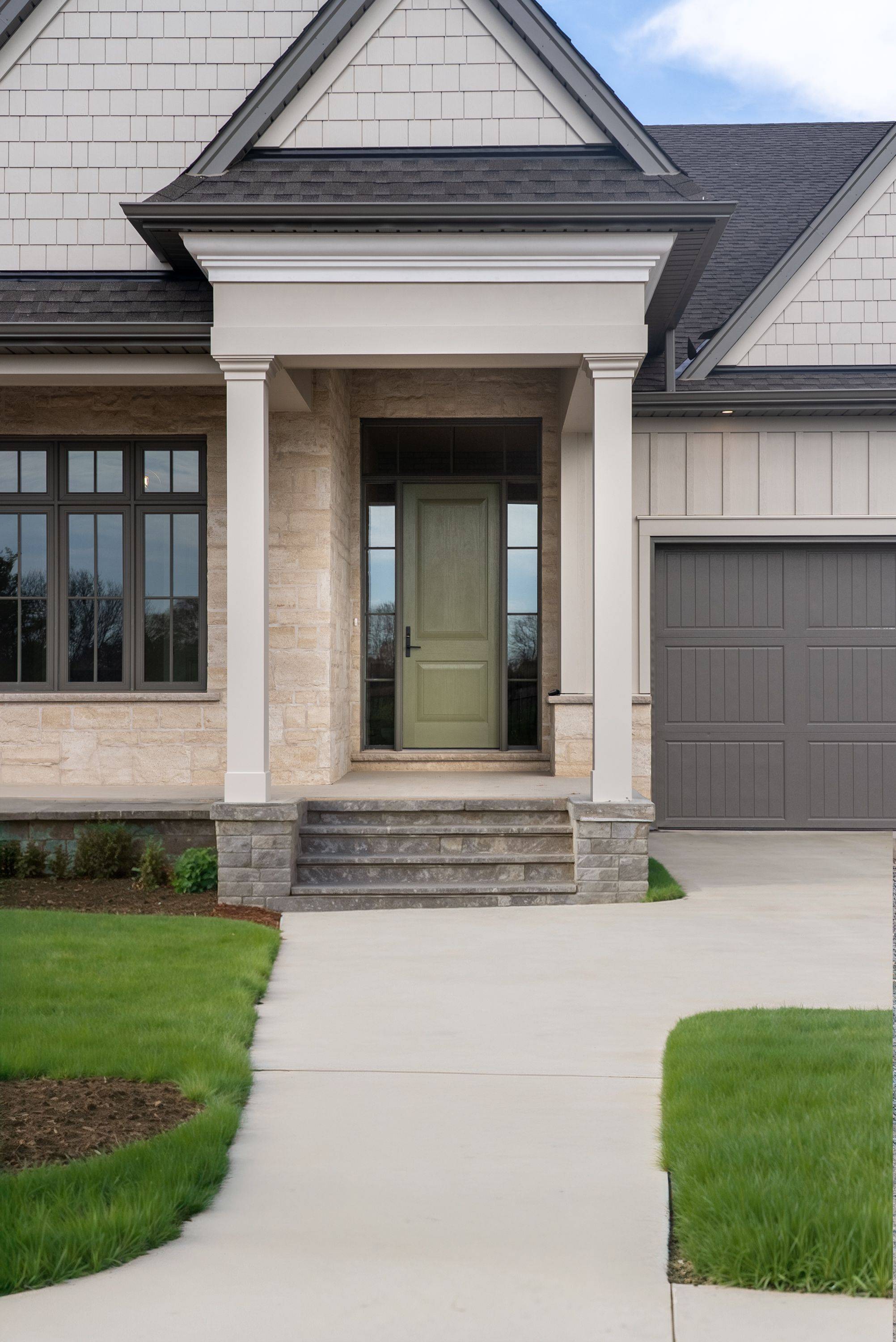Niagara-on-the-lake, ON L0S 1J0,15 Oakley DR