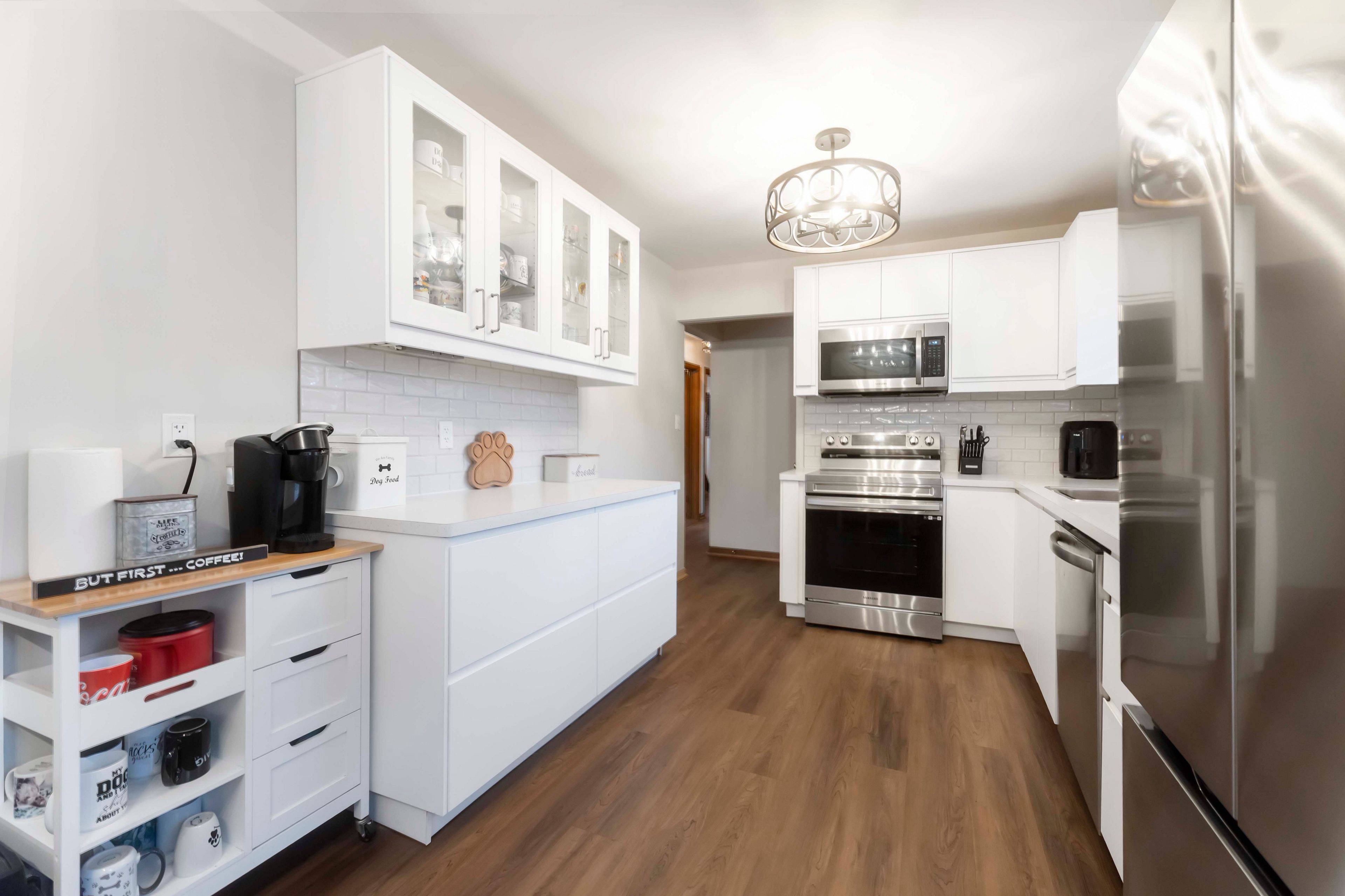 Niagara Falls, ON L2E 6K4,4075 Pettit AVE