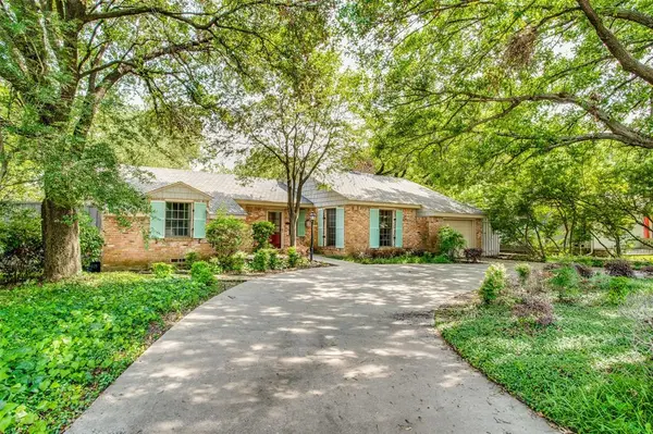 6446 E Lovers Lane, Dallas, TX 75214