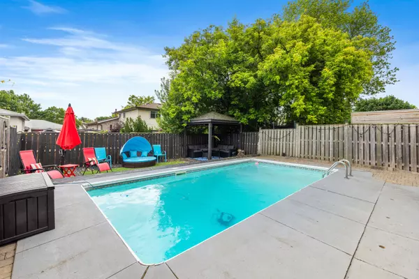 Milton, ON L9T 4G8,578 Laurier AVE