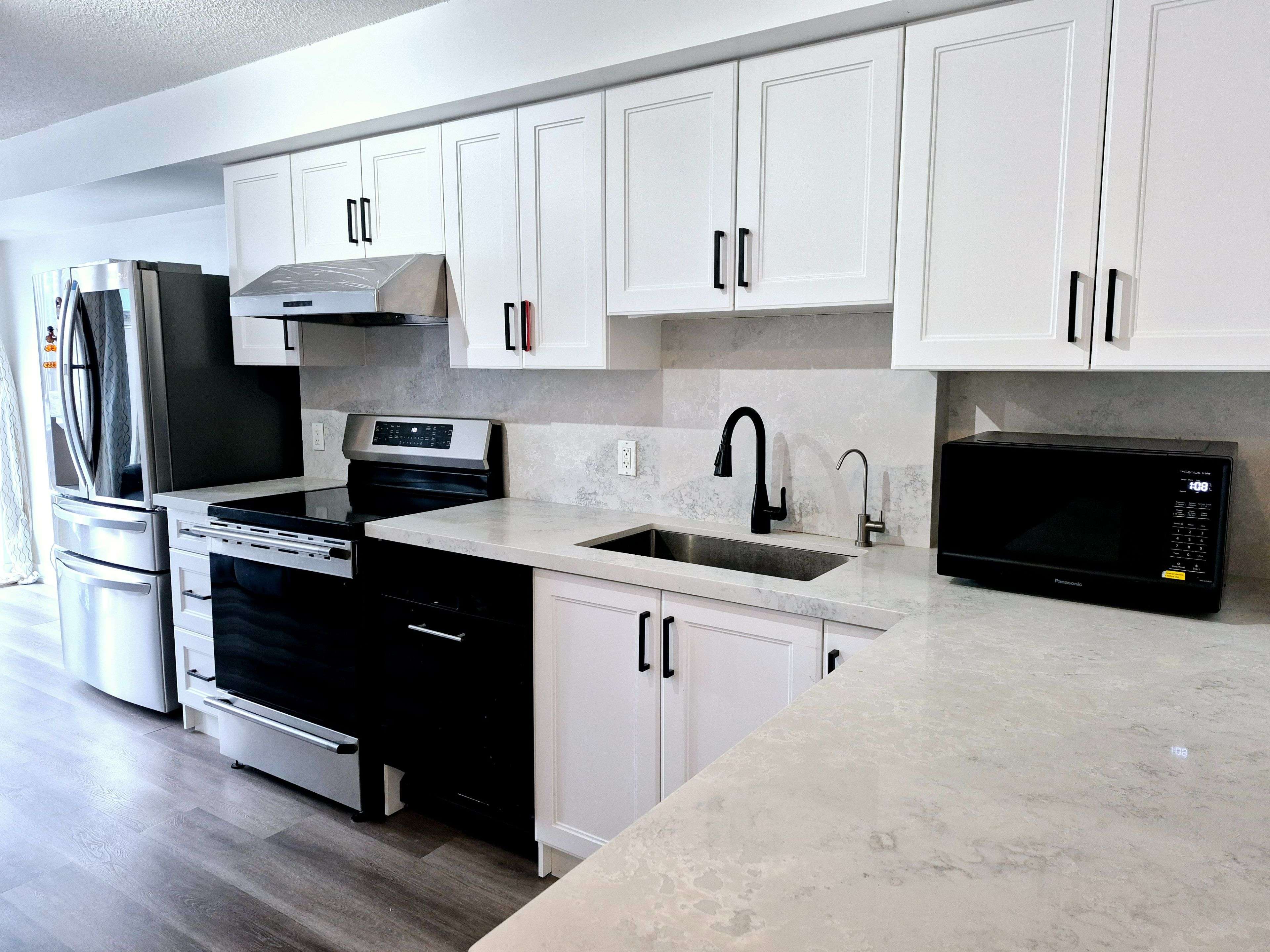 21 Nelson ST #631, Toronto C01, ON M5V 3H9