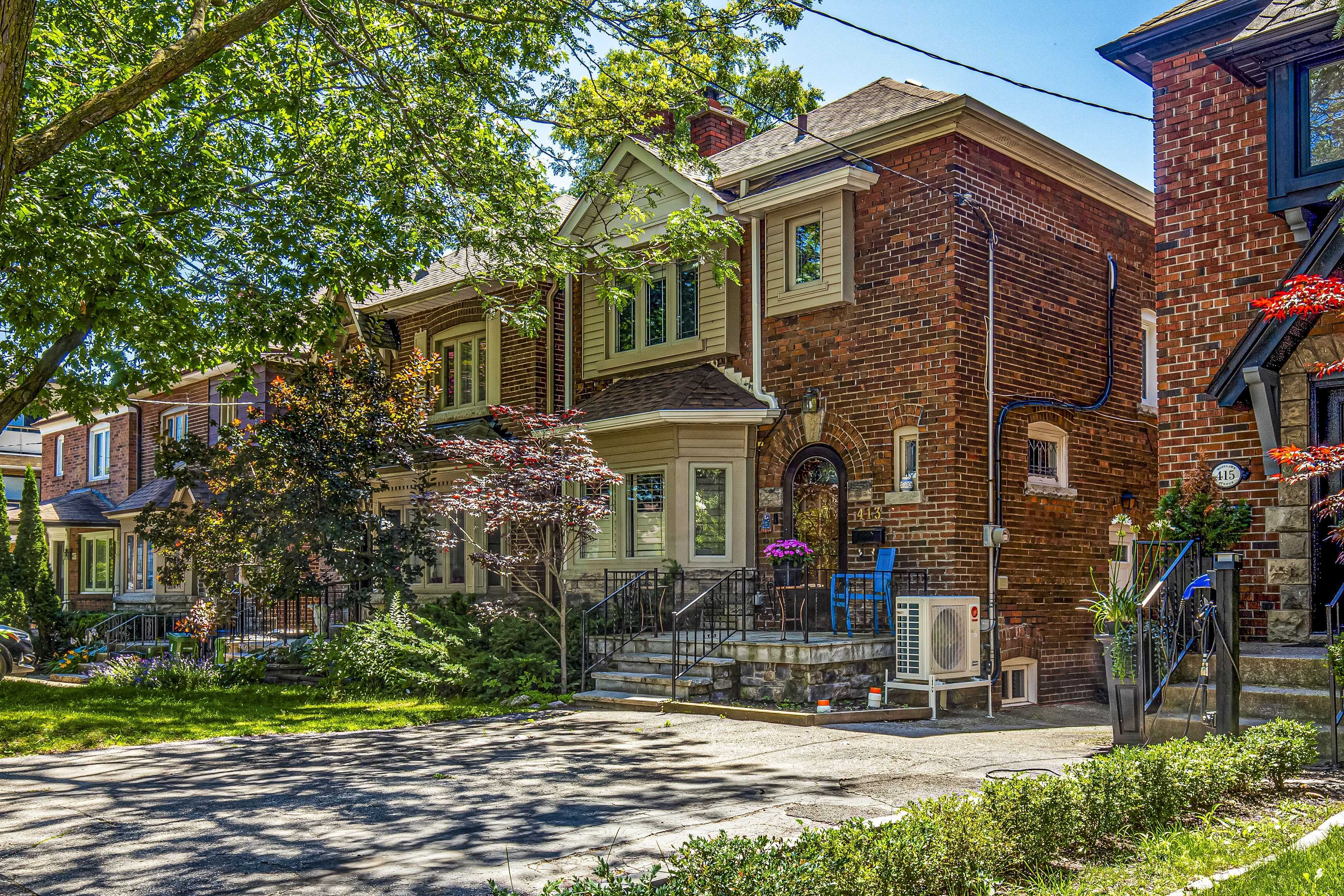 413 Roselawn AVE, Toronto C04, ON M5N 1J9