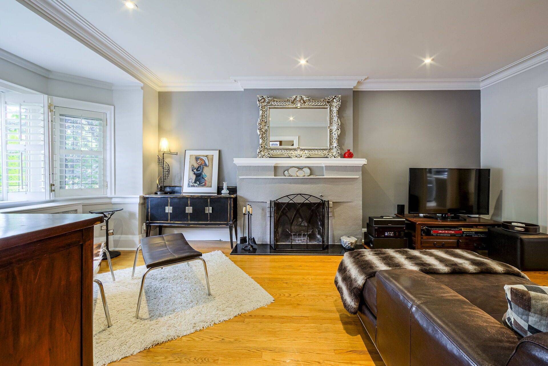 Toronto C04, ON M5N 1J9,413 Roselawn AVE