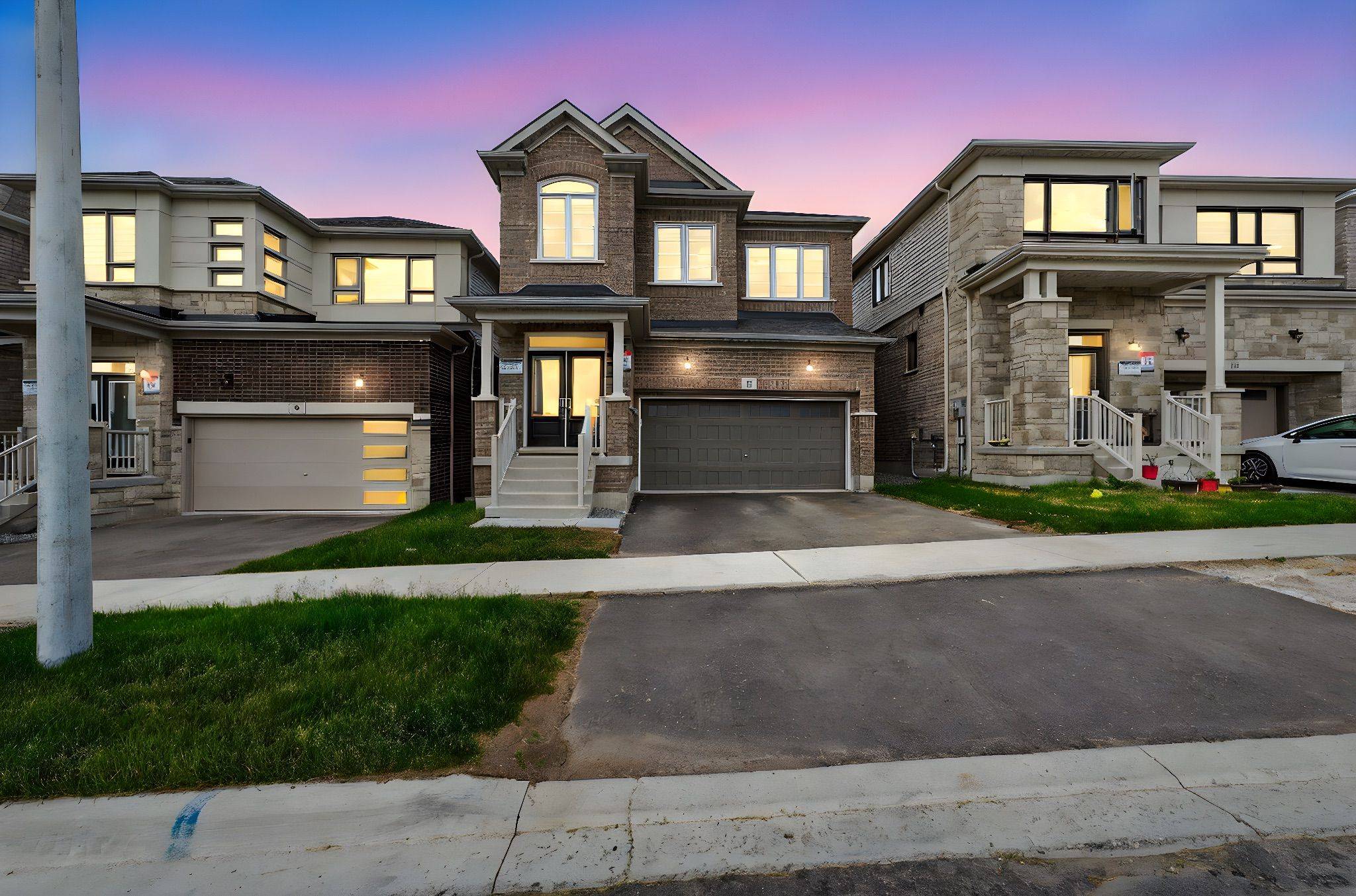 11 Phoenix BLVD, Barrie, ON L9J 0P6