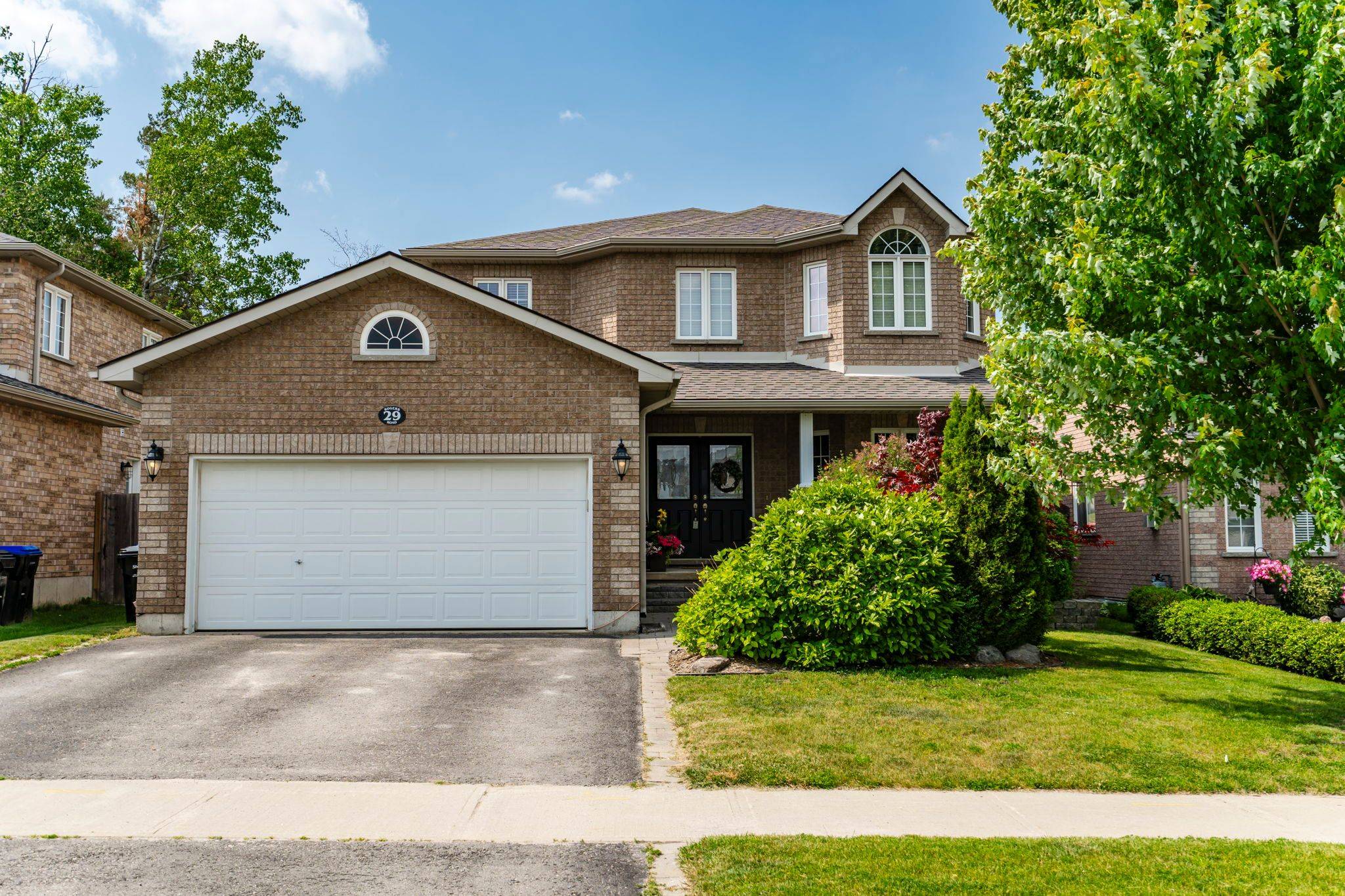 29 Rogers RD, Penetanguishene, ON L9M 0A3