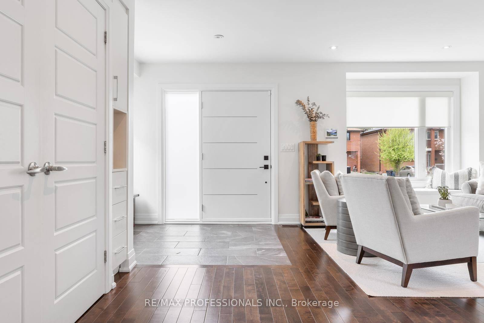 Toronto W06, ON M8W 4A5,43 Bellman AVE