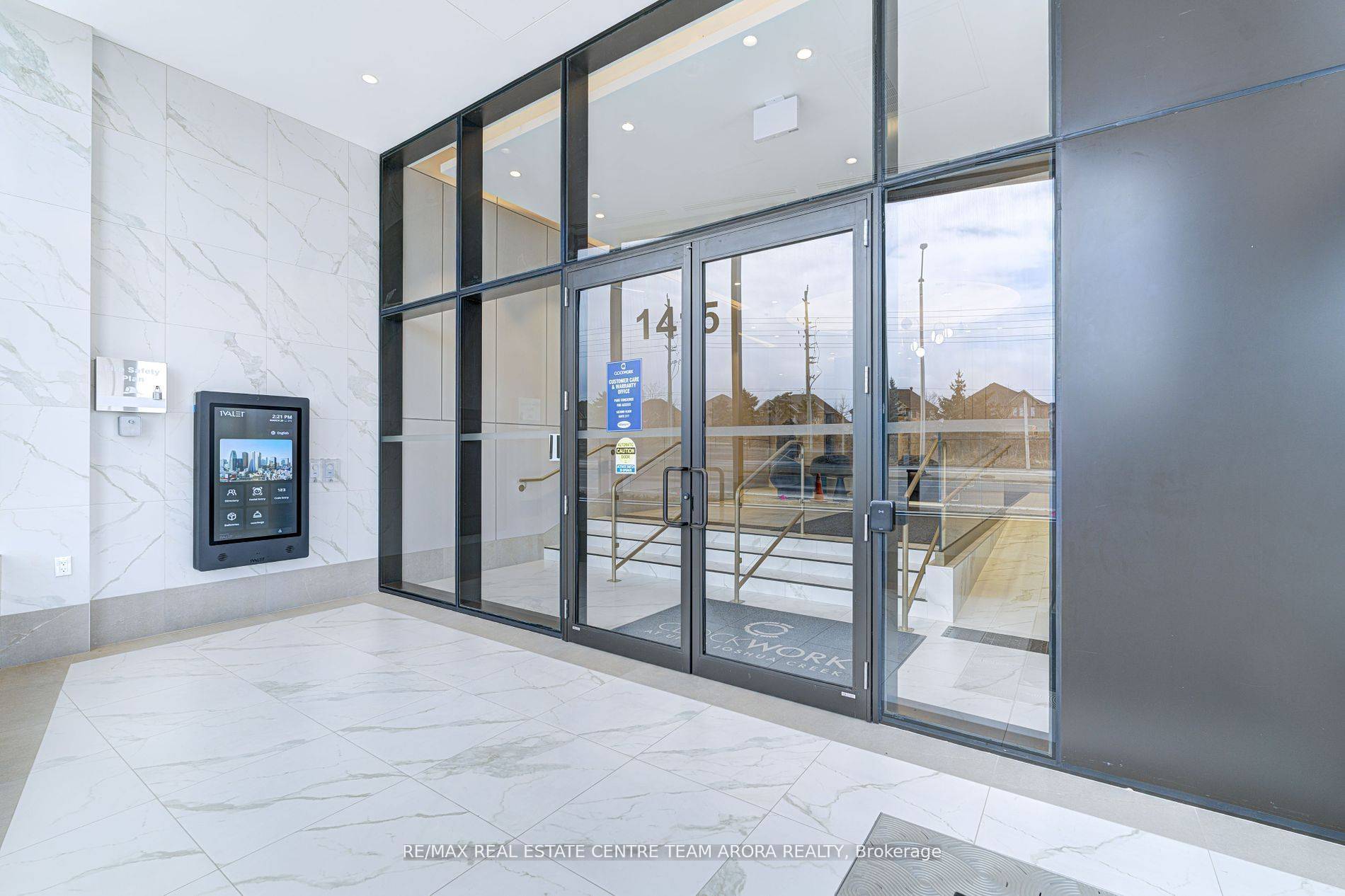 Oakville, ON L6H 8A3,1415 Dundas ST E #415