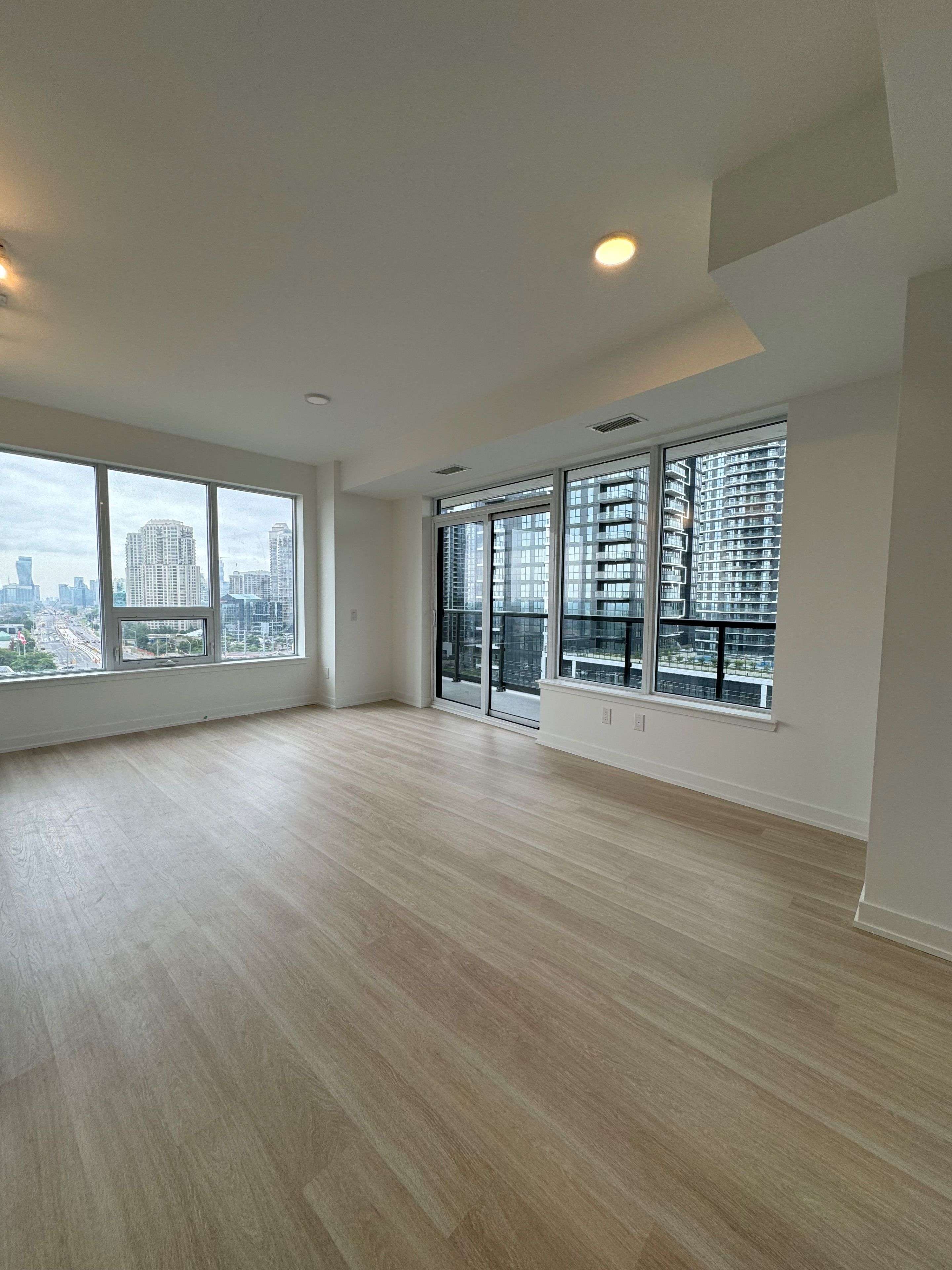 Mississauga, ON L4Z 0C9,5105 Hurontario ST #905