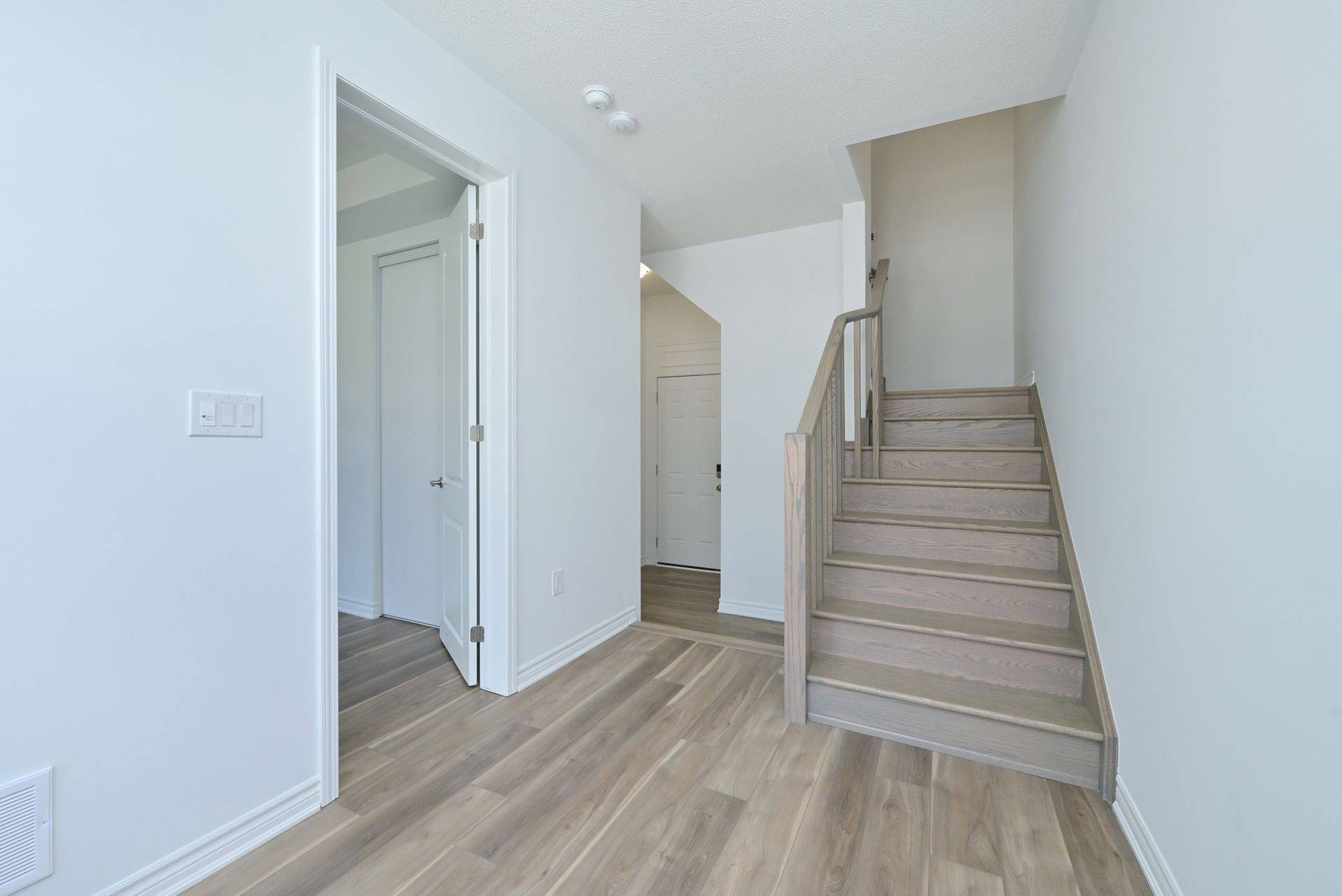 Caledon, ON L7C 4N7,43 Cullingtree PL
