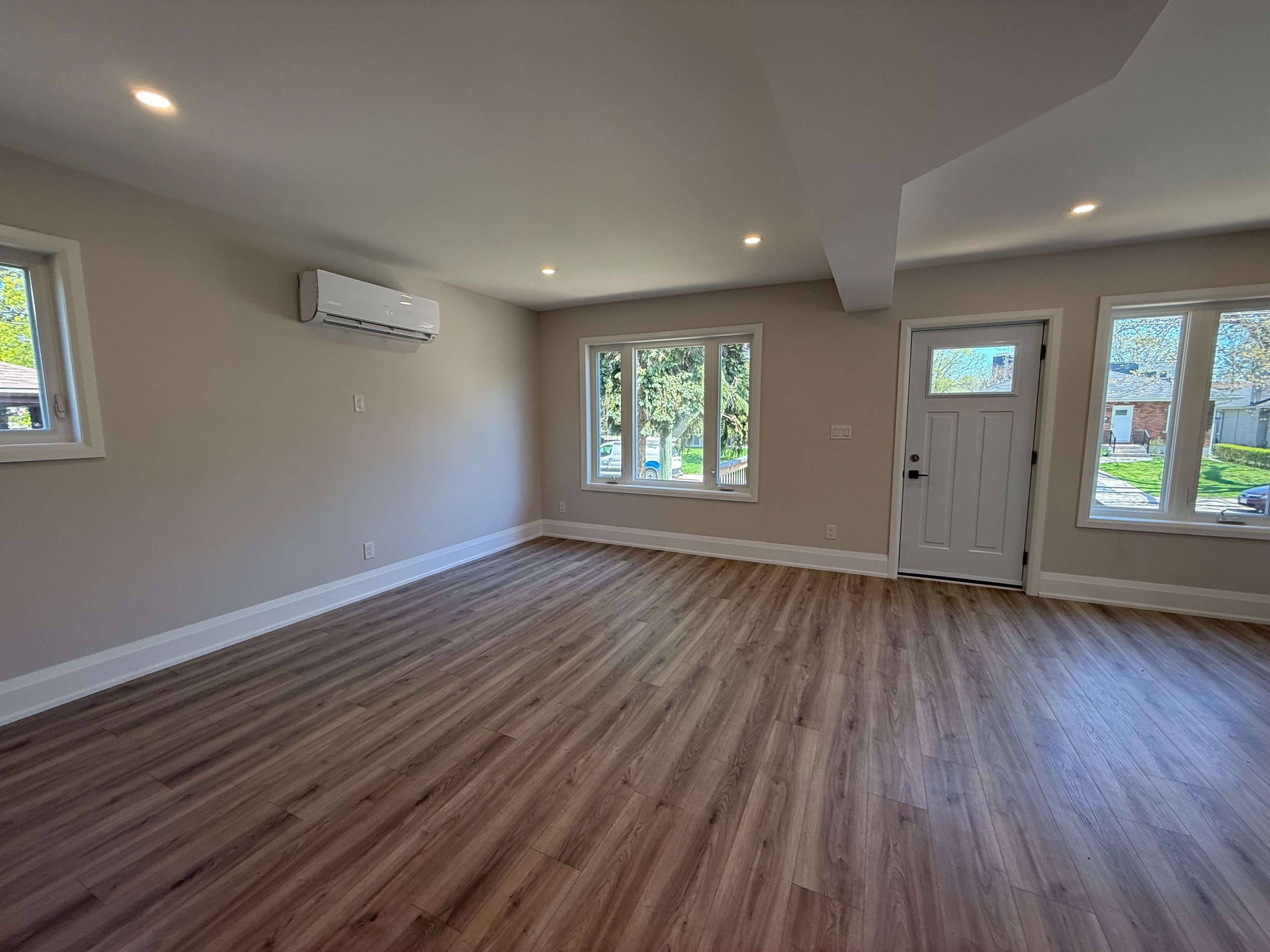 Kingston, ON K7L 4S7,284 WESTDALE AVE