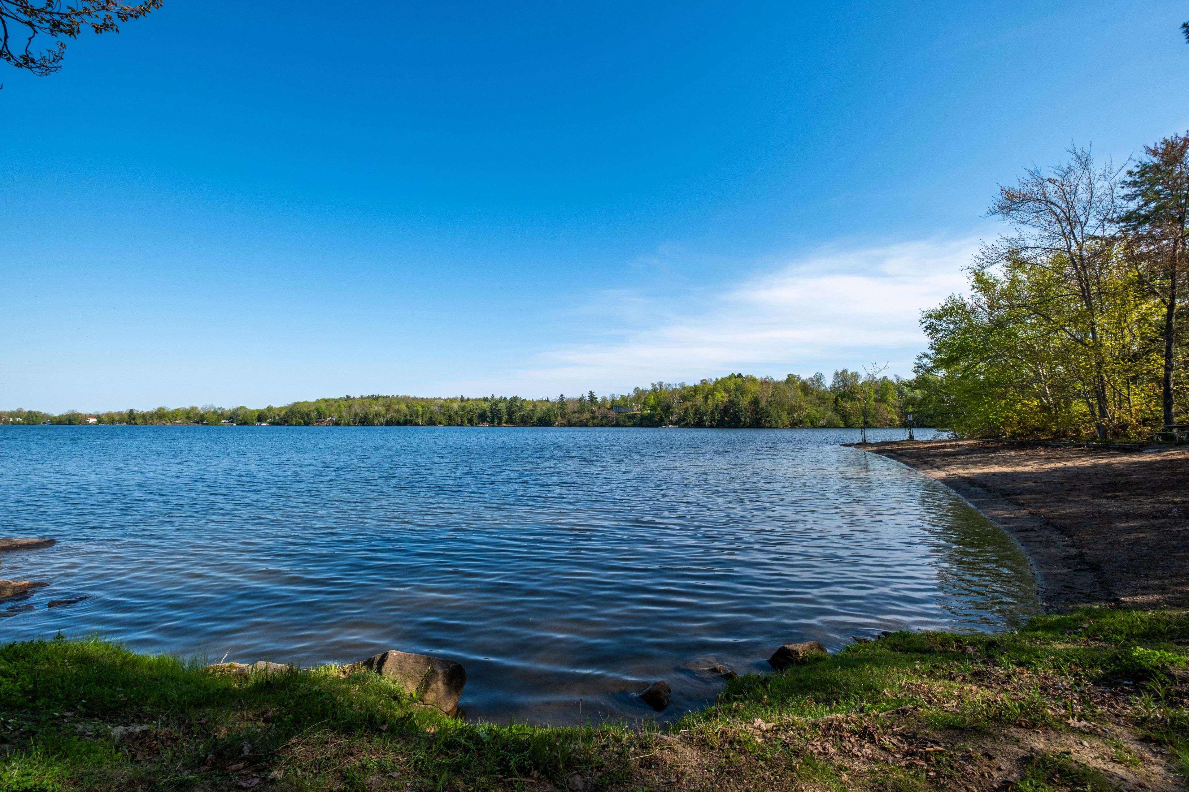 Frontenac, ON K0H 1H0,1022 Briscoe Bay LN