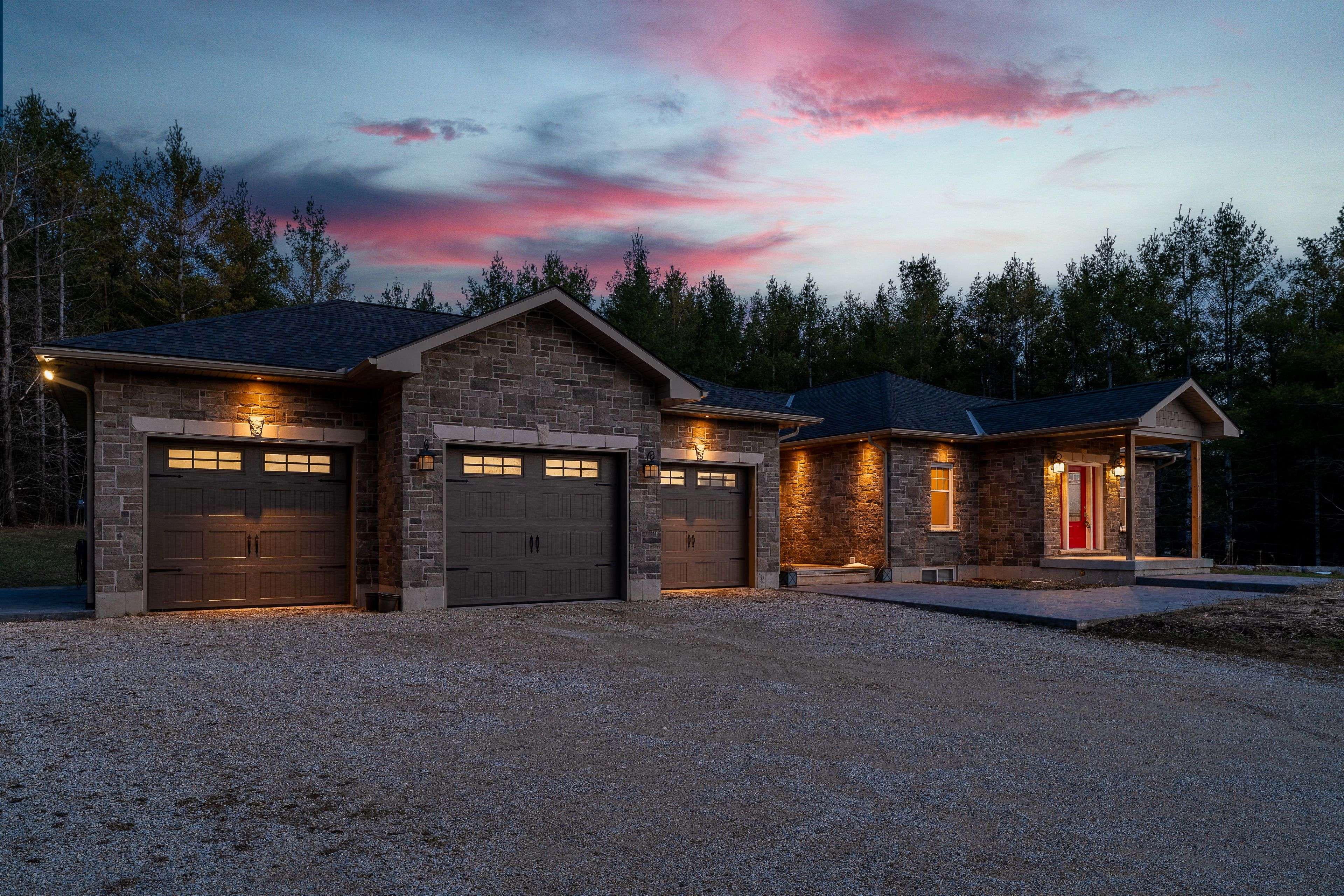West Grey, ON N0C 1H0,615641 Hamilton LN