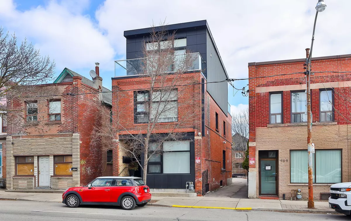 Toronto W02, ON M6H 2X6,973 Dovercourt RD #Main Floor