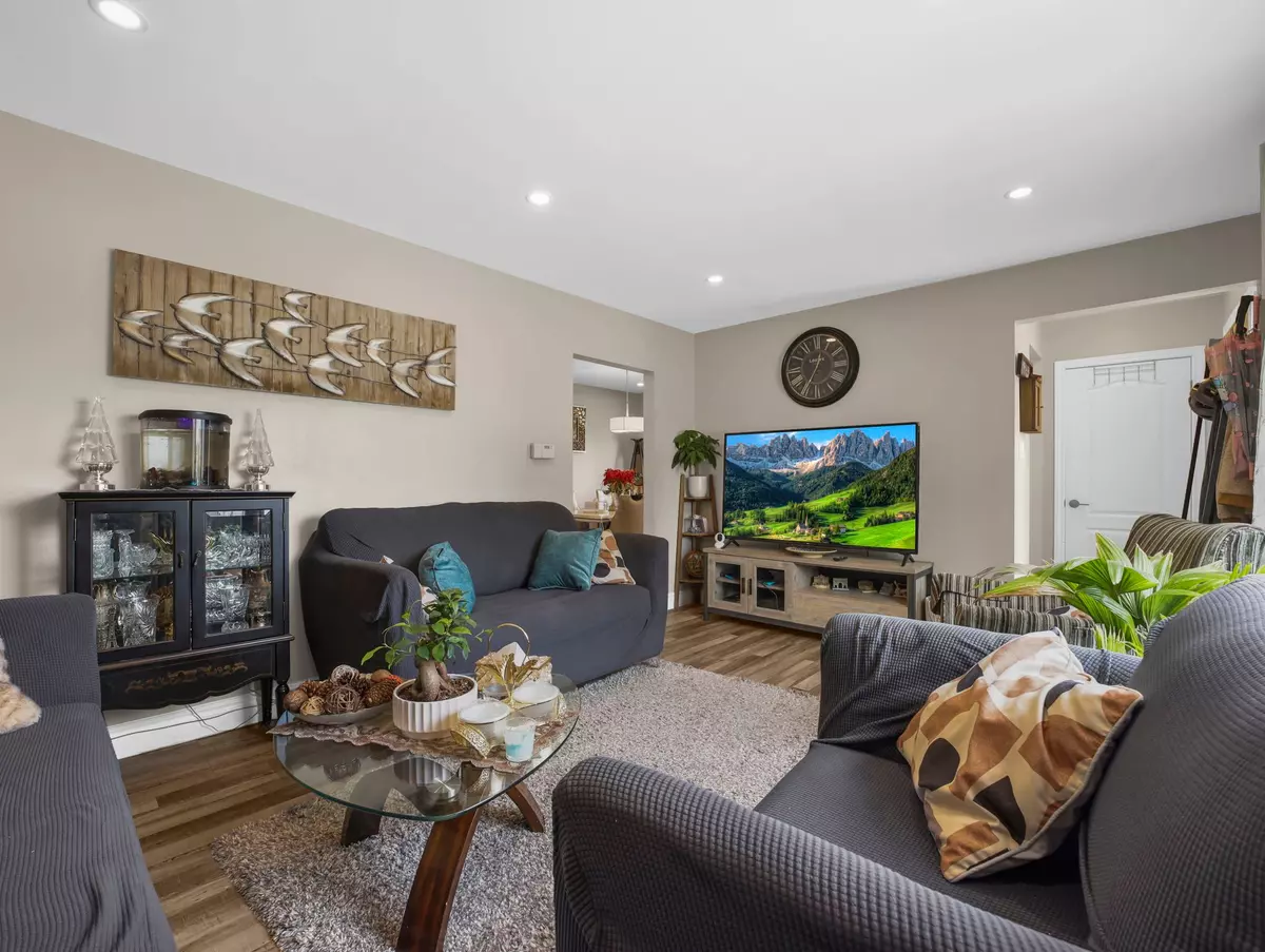Kitchener, ON N2N 1H5,55 Silver Aspen CRES