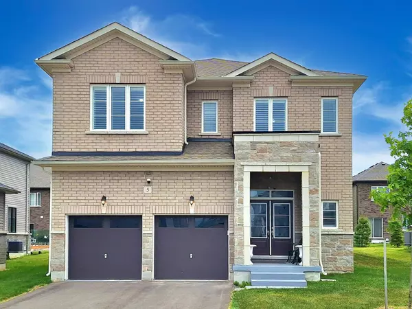 5 Middleton DR, Wasaga Beach, ON L9Z 0L1