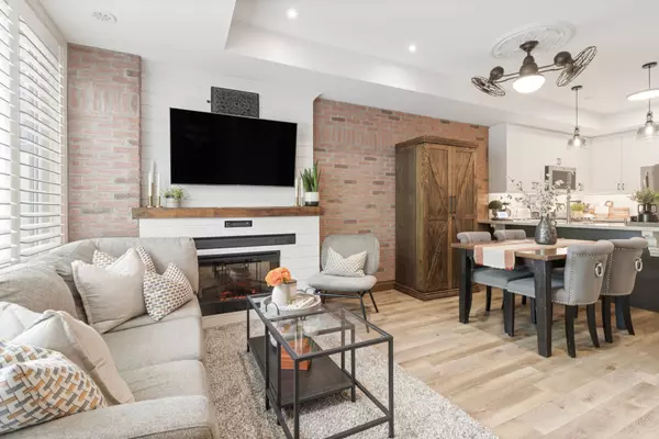 Mississauga, ON L5J 0B3,2232 Bromsgrove RD #4