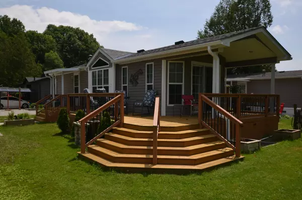 22790 Amiens RD #46, Middlesex Centre, ON N0L 1R0