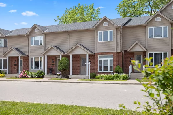 London North, ON N5X 4S1,1921 Father Dalton AVE #37