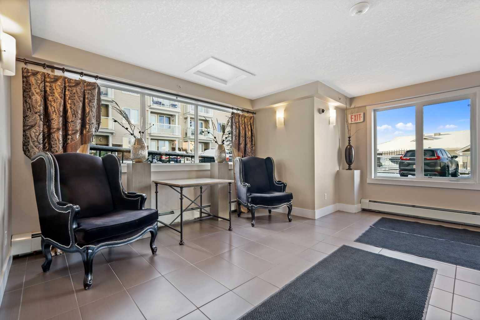 Calgary, AB T3G 0C3,500 Rocky Vista GDNS Northwest #231
