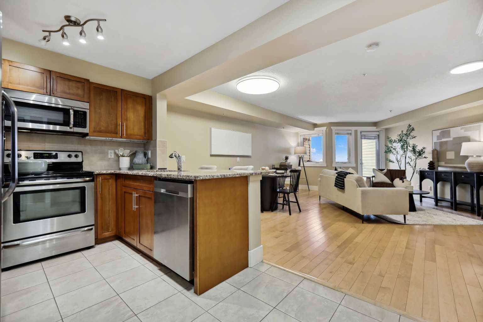 Calgary, AB T3G 0C3,500 Rocky Vista GDNS Northwest #231