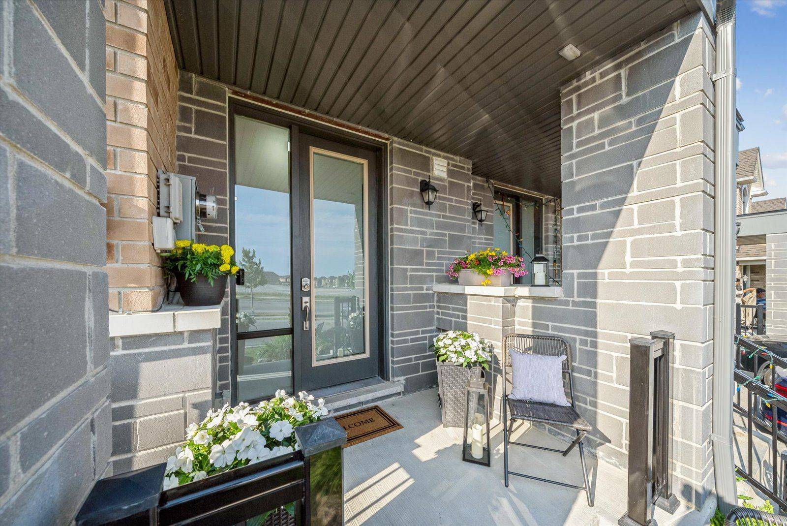 Pickering, ON L1X 0G7,1156 Drawstring LN