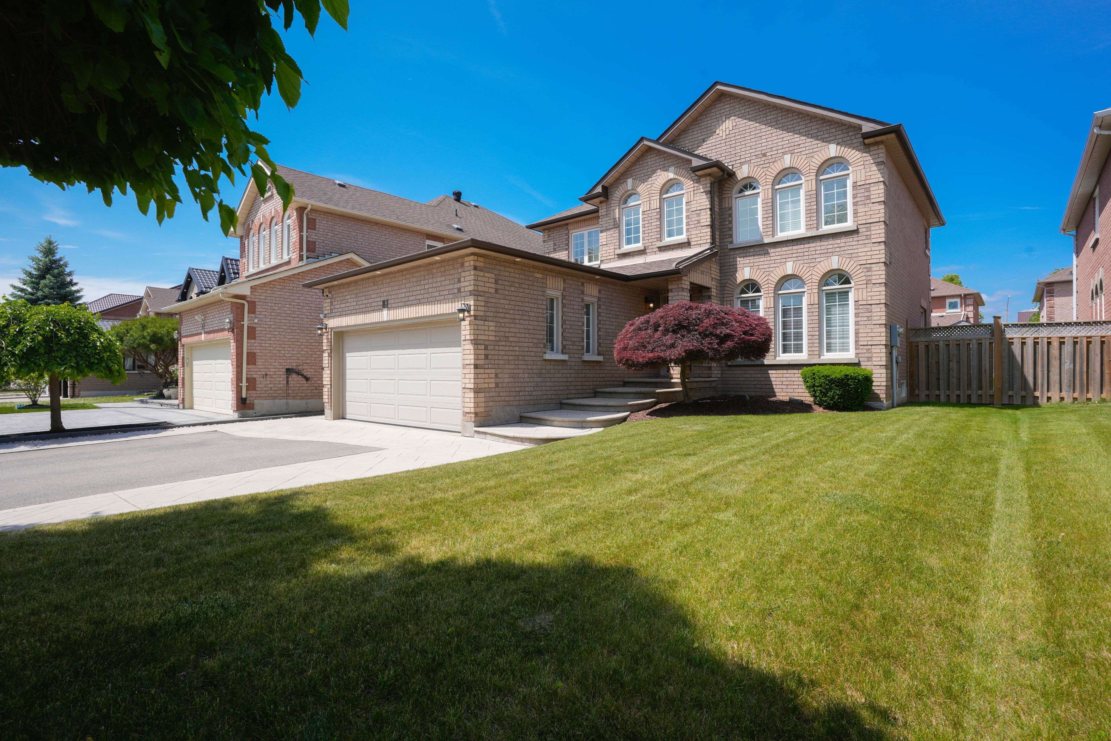 Markham, ON L3S 3W5,81 DEIB CRES