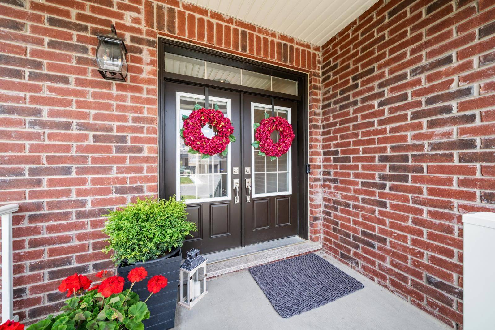 New Tecumseth, ON L0G 1W0,174 Sharpe CRES