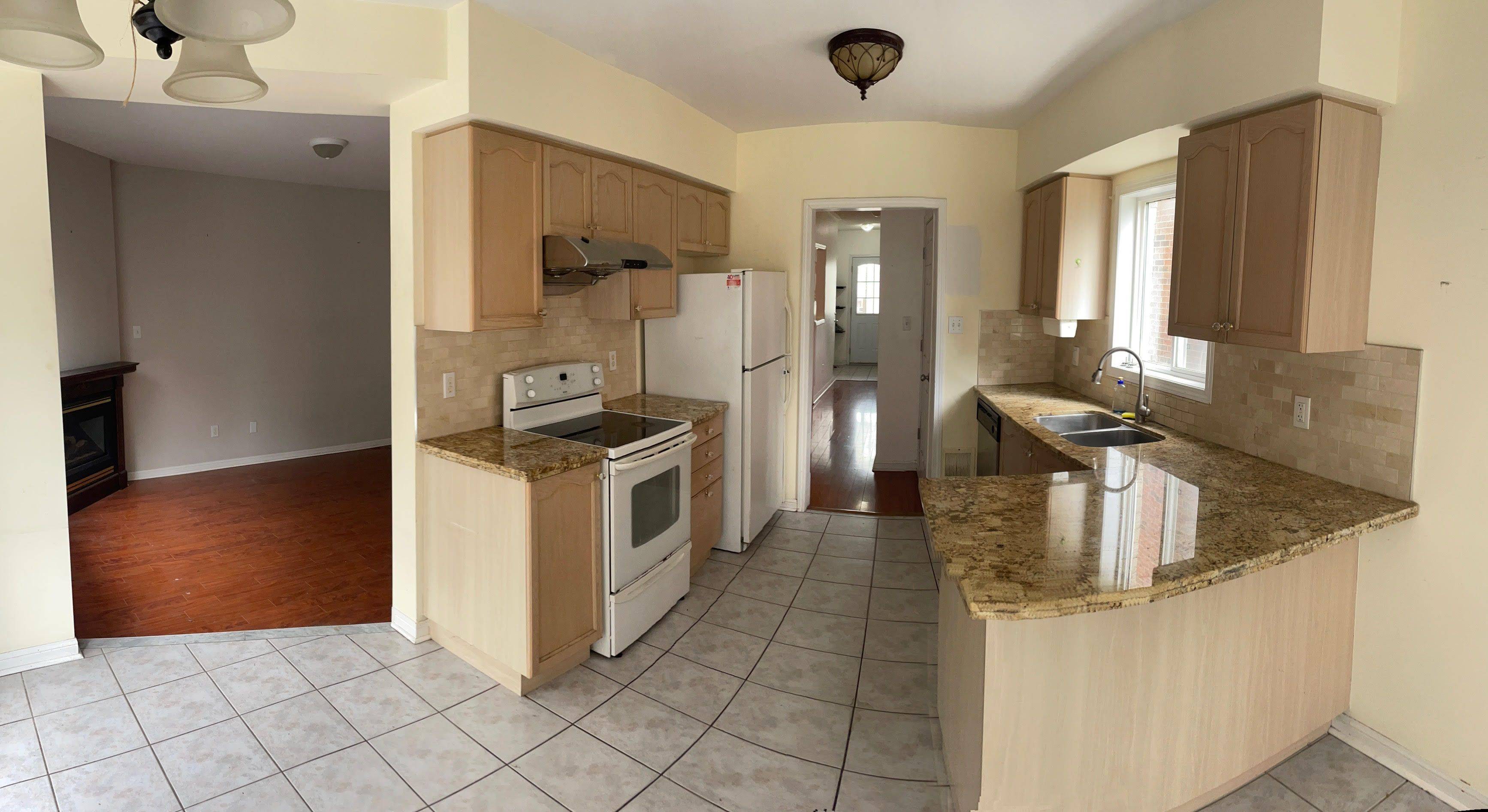 Newmarket, ON L3X 2K9,850 Stonehaven AVE