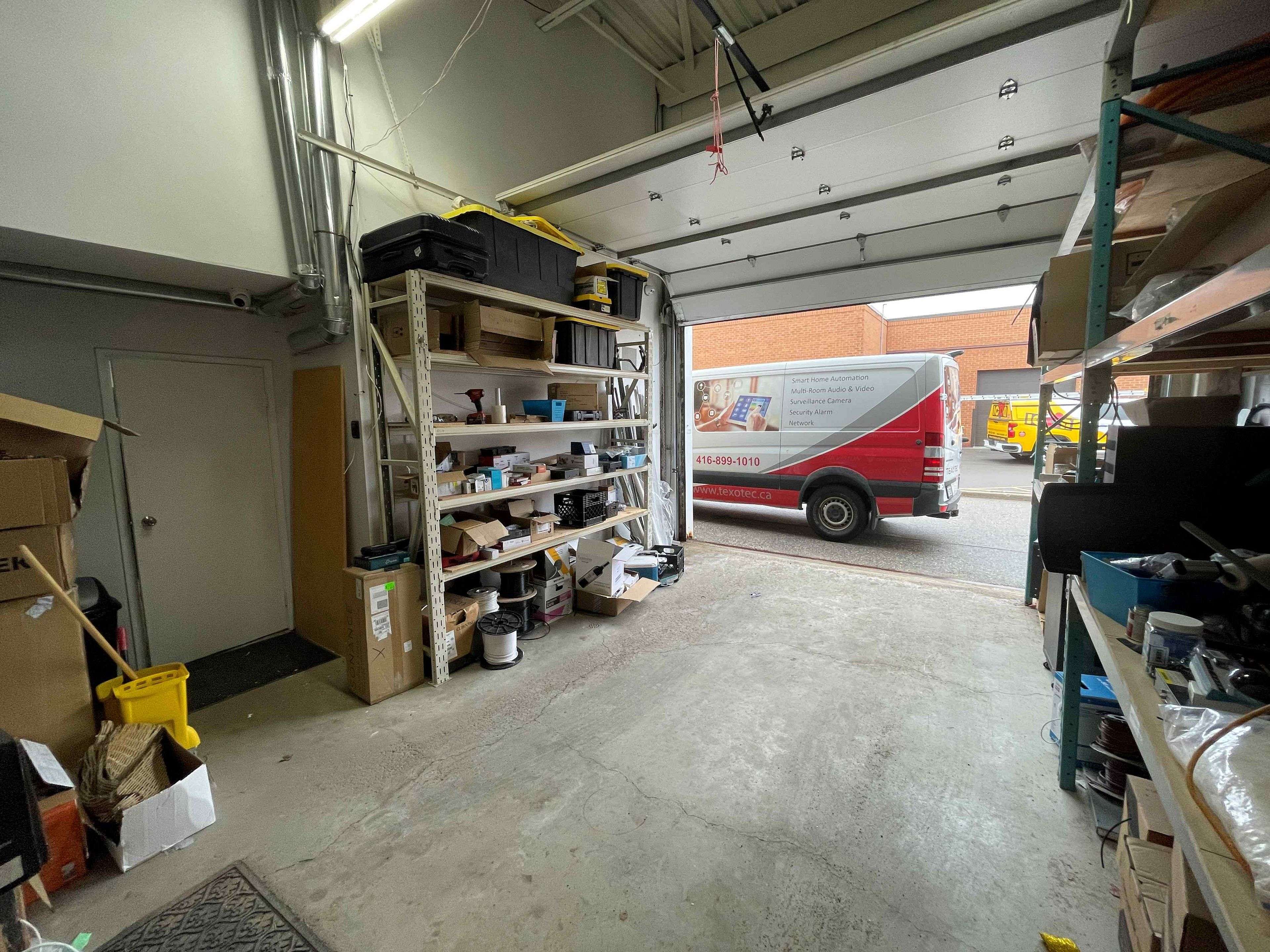 Richmond Hill, ON L4B 3M1,175 West Beaver Creek RD #32