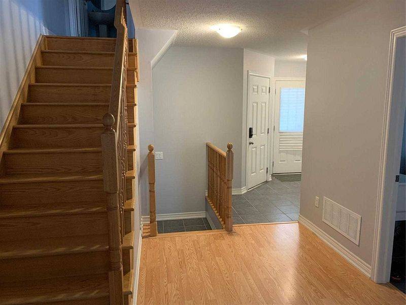 Markham, ON L6B 0X8,5 Toulouse CT