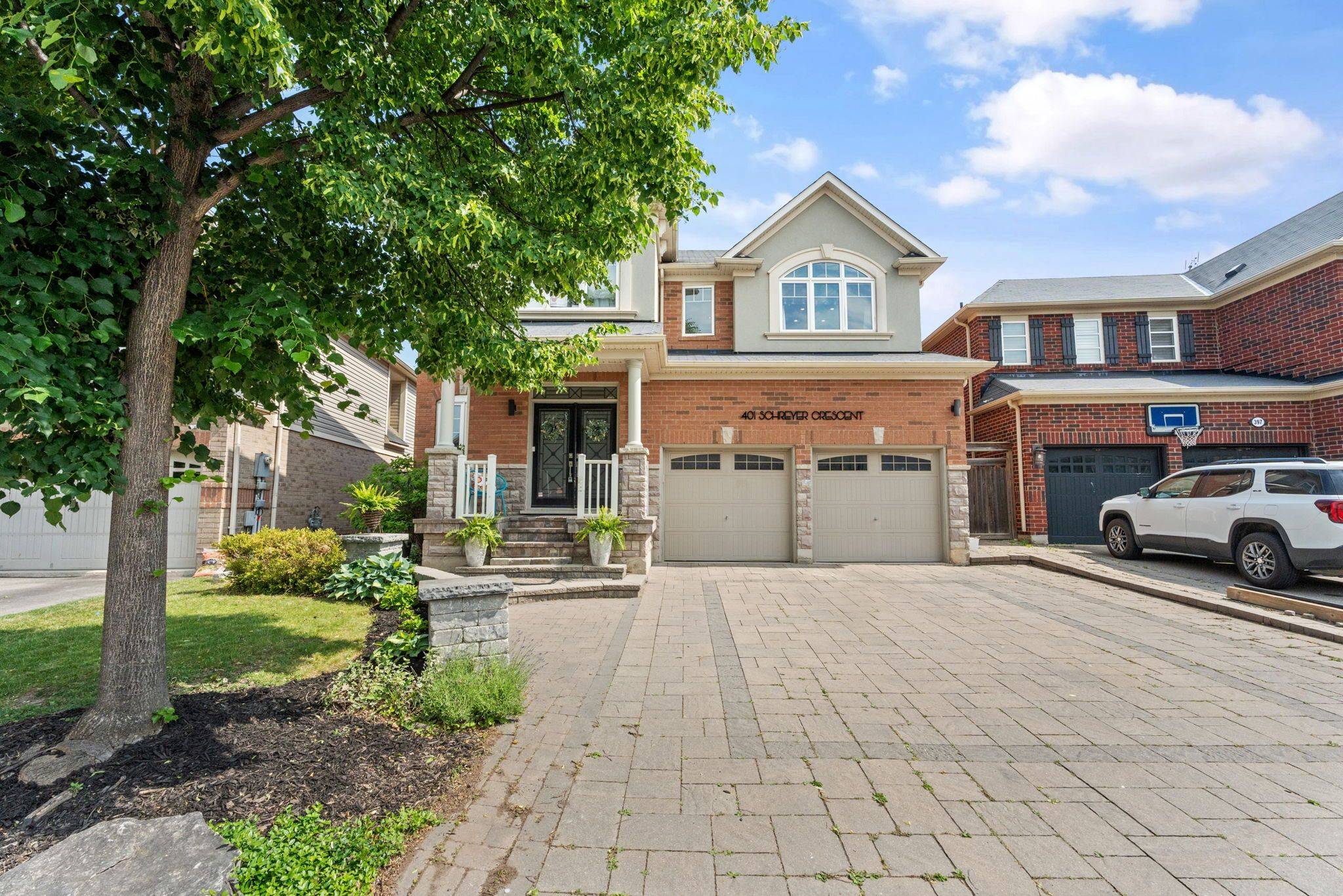 Milton, ON L9T 7T2,401 Schreyer CRES
