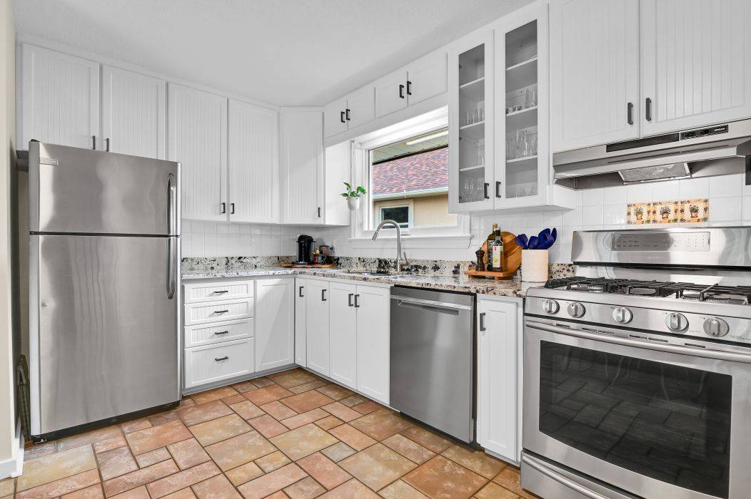 Stittsville - Munster - Richmond, ON K2S 1P2,27 Henry Goulbourn WAY