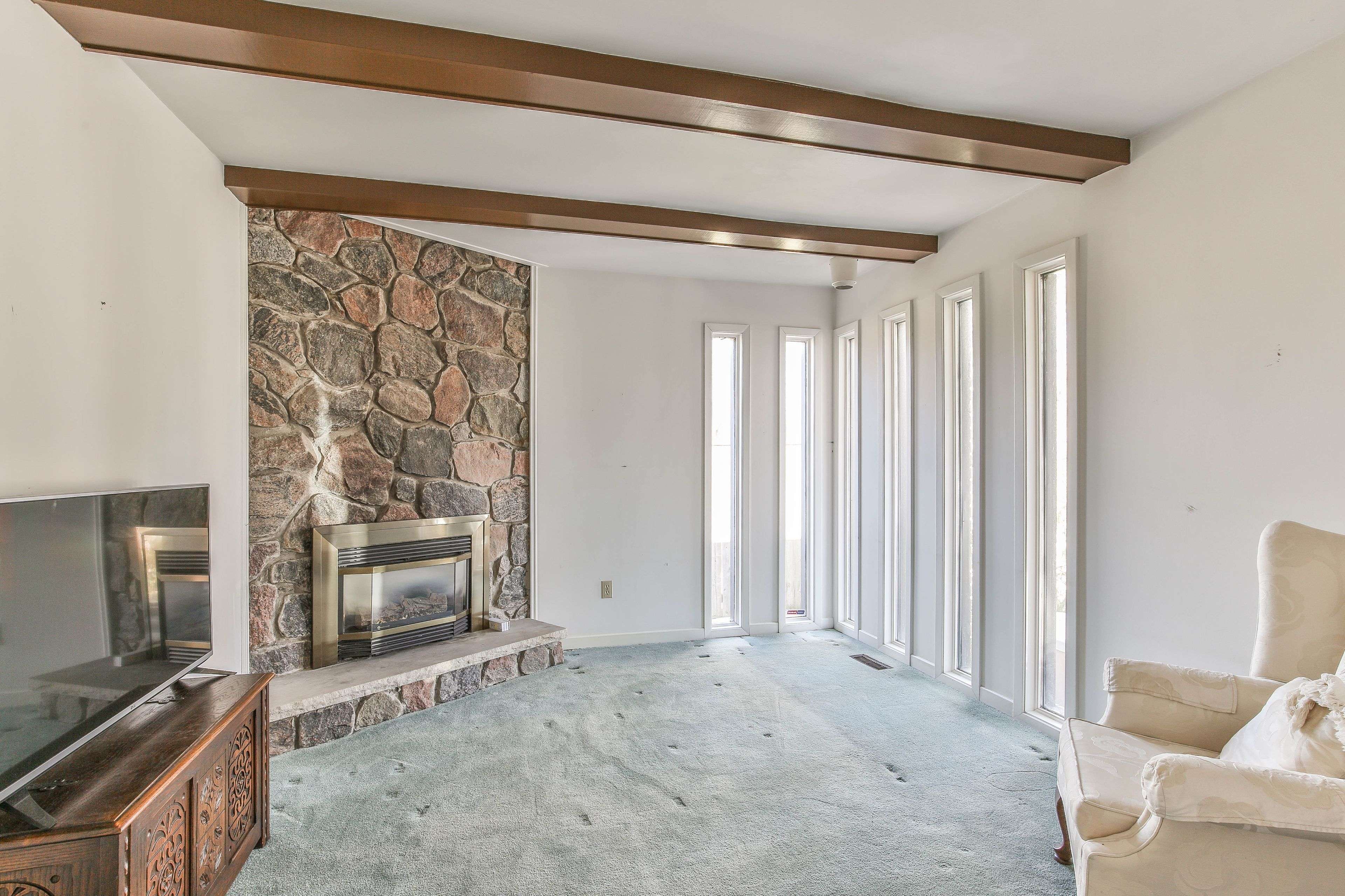London East, ON N6A 2M2,261 Epworth AVE