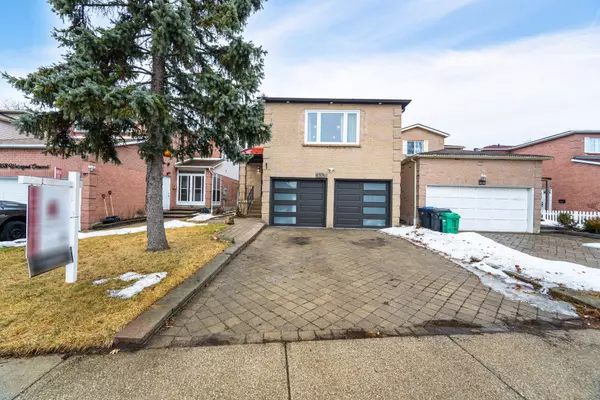 Mississauga, ON L5R 2B2,4354 Waterford CRES